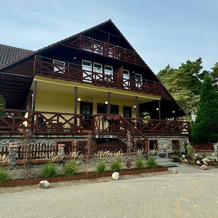 Powidz Lakeside Hotel & Restaurant Ngoại thất bức ảnh