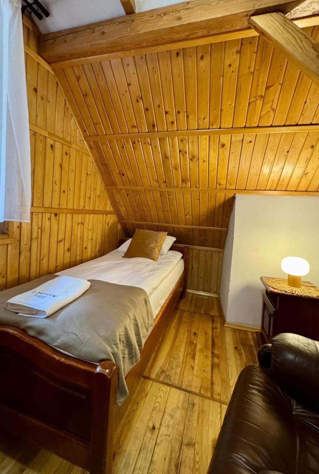 Powidz Lakeside Hotel & Restaurant Ngoại thất bức ảnh