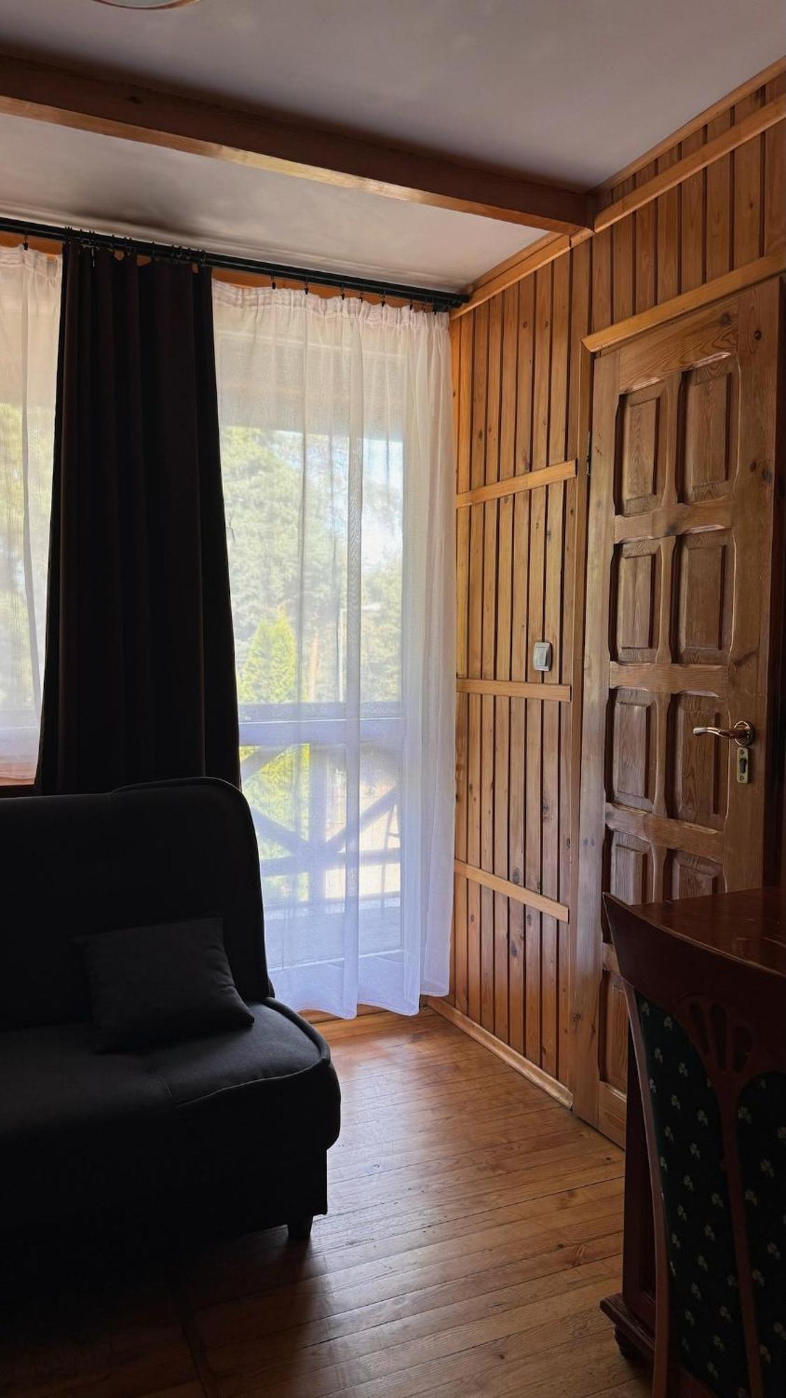 Powidz Lakeside Hotel & Restaurant Ngoại thất bức ảnh